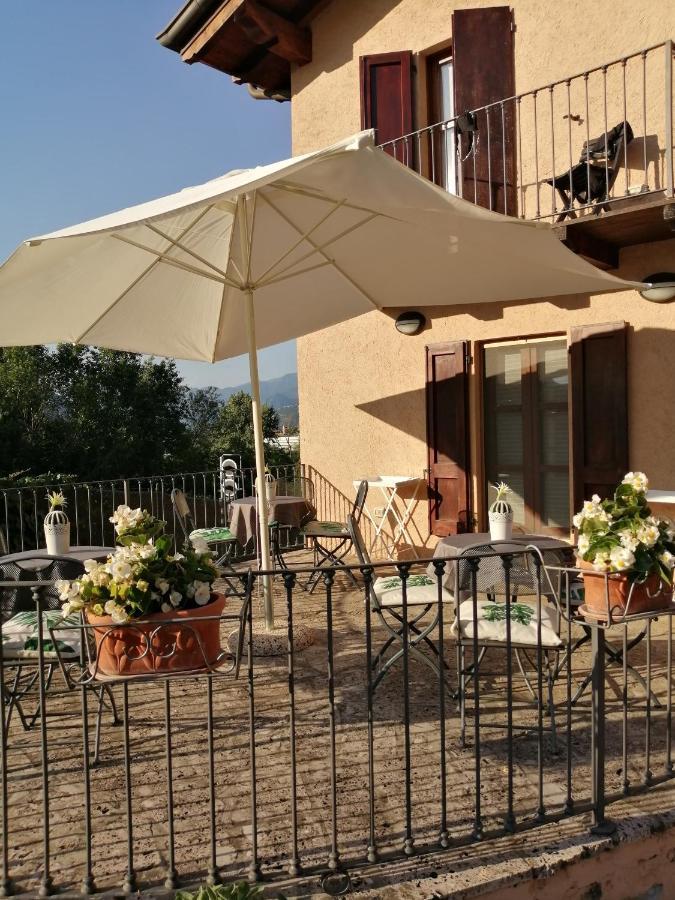 B&B Ronco Degli Ulivi Ιζέο Εξωτερικό φωτογραφία