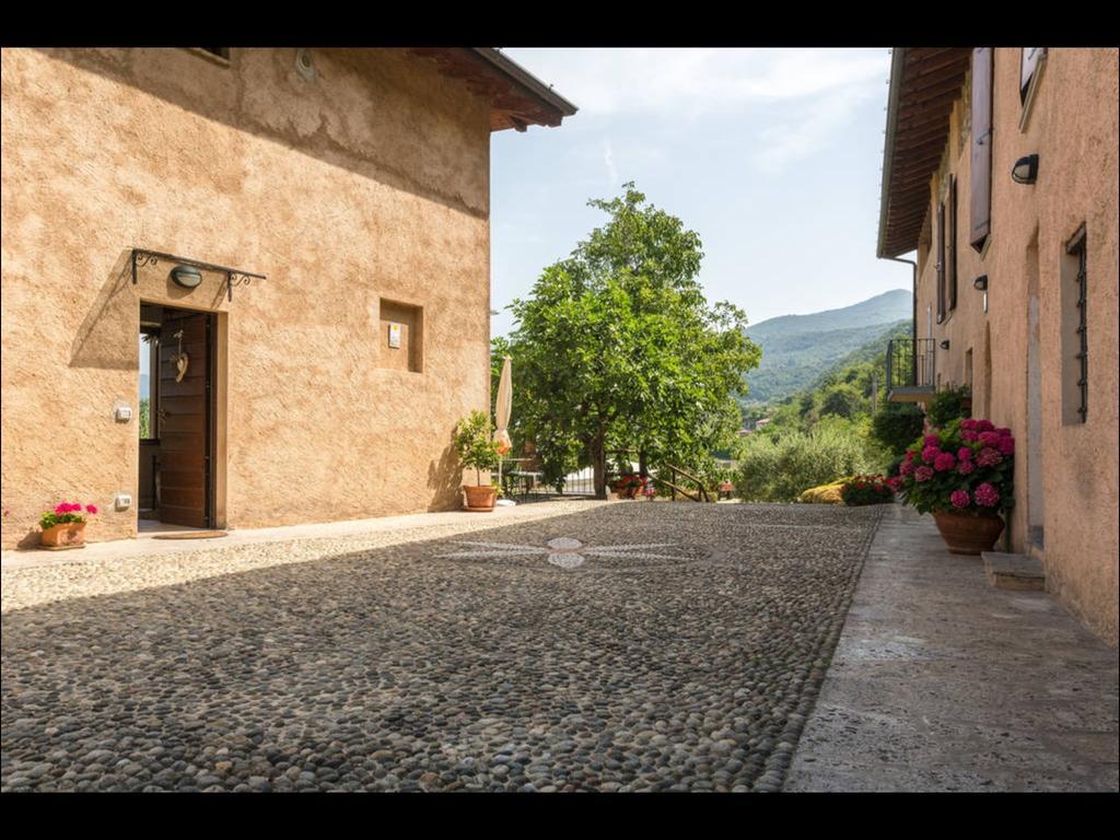 B&B Ronco Degli Ulivi Ιζέο Εξωτερικό φωτογραφία