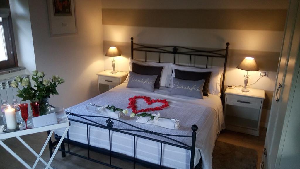 B&B Ronco Degli Ulivi Ιζέο Εξωτερικό φωτογραφία