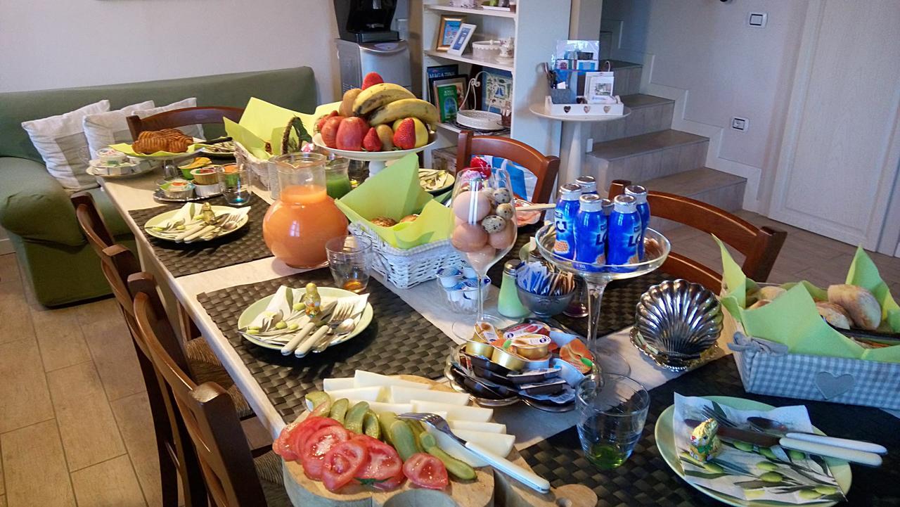 B&B Ronco Degli Ulivi Ιζέο Εξωτερικό φωτογραφία